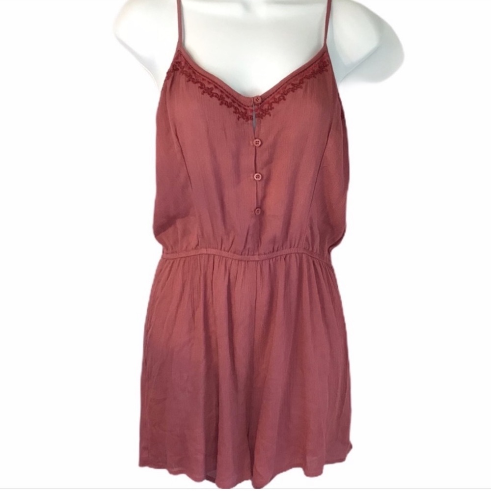 Sky And Sparrow Embroidered Romper NWT